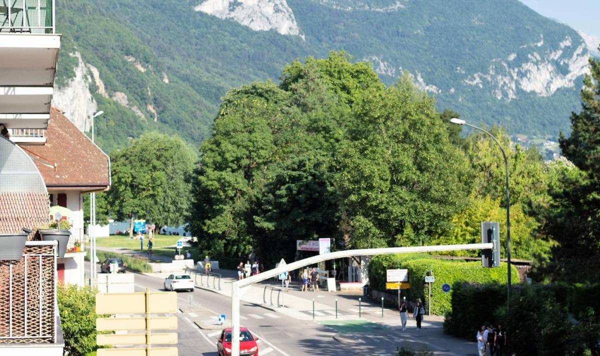 Petit Palace Vue Sur Imperial Annecy Luaran gambar